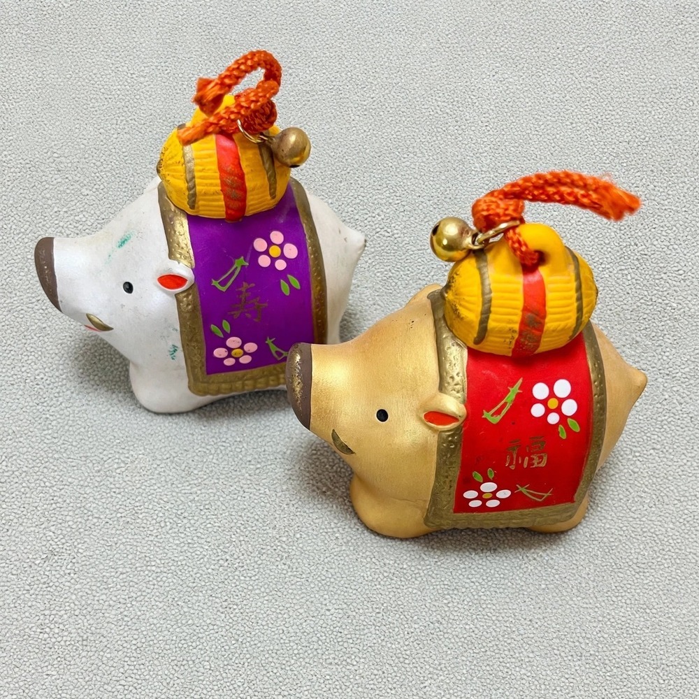 Yakushigama Japanese Zodiac Boar Pig Clay Bell Dorei Pair Gold White Seto Japan